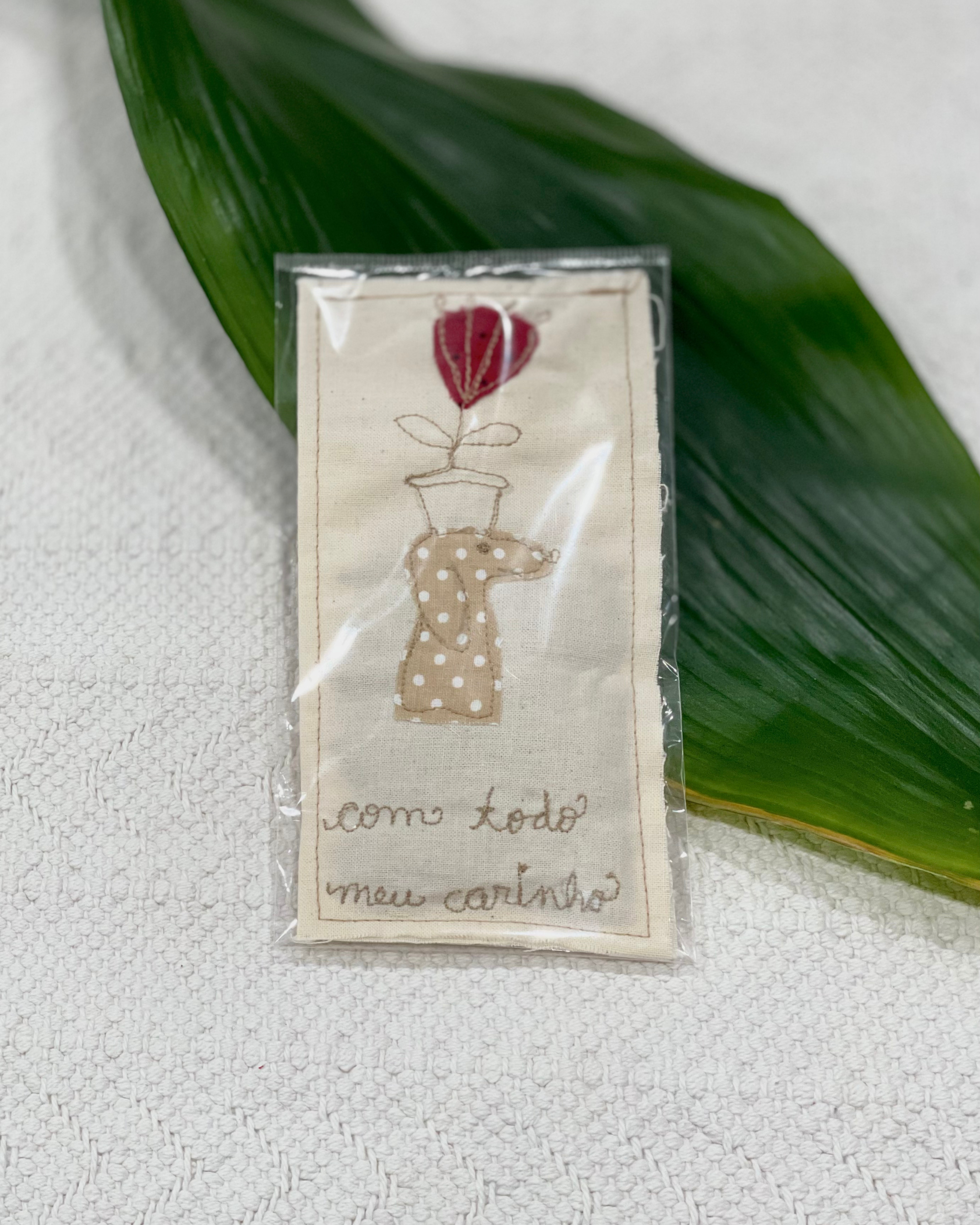 Pouch Aromas de Lavanda com bordado Com todo meu carinho